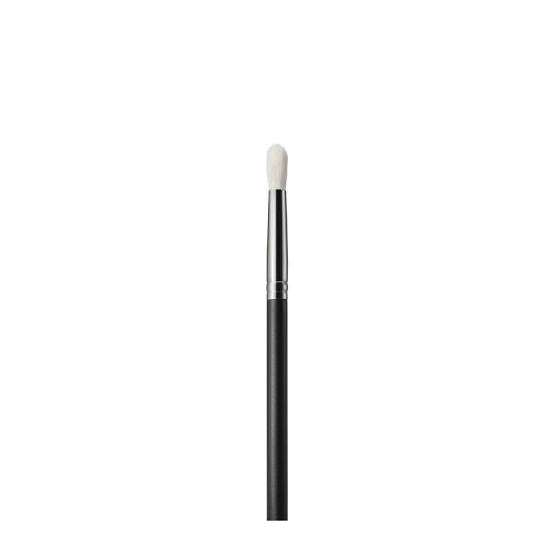 MAC 221S Mini Tapered Blending Brush image number 2