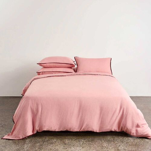HOMMEY. Linen Quilt Cover - Rhubarb