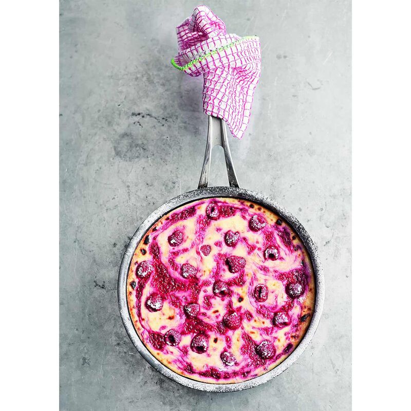 ONE: Simple One-Pan Wonders by Jamie Oliver image number 1