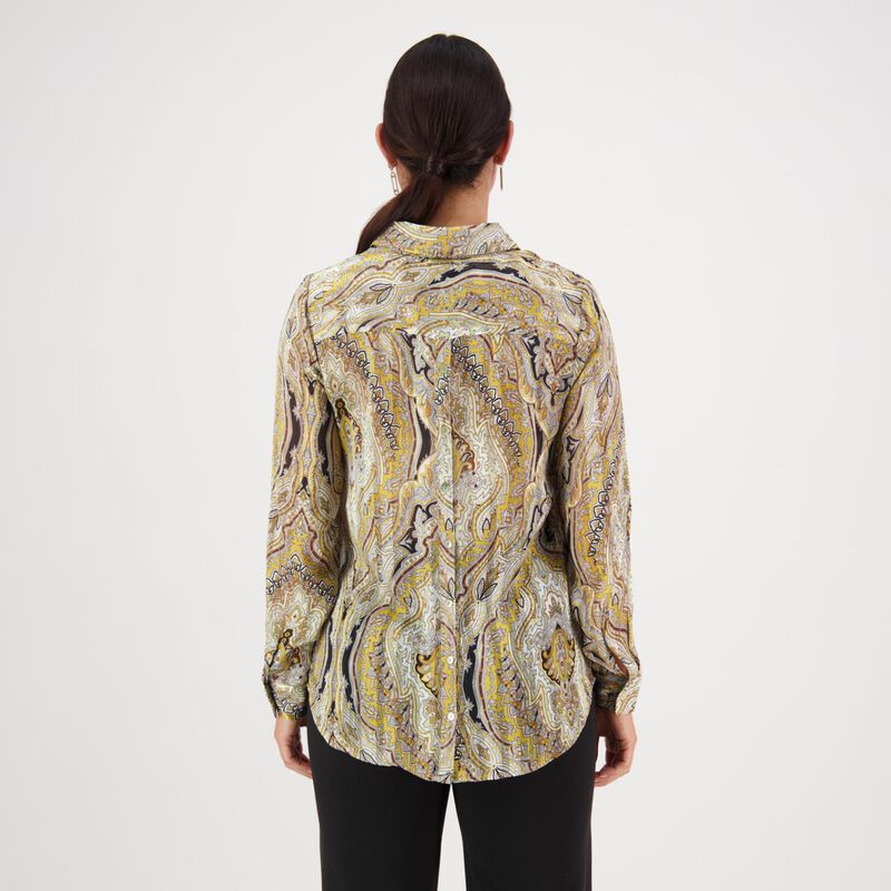 Vassalli Long Sleeve Shirt With Button Placket Back image number 5