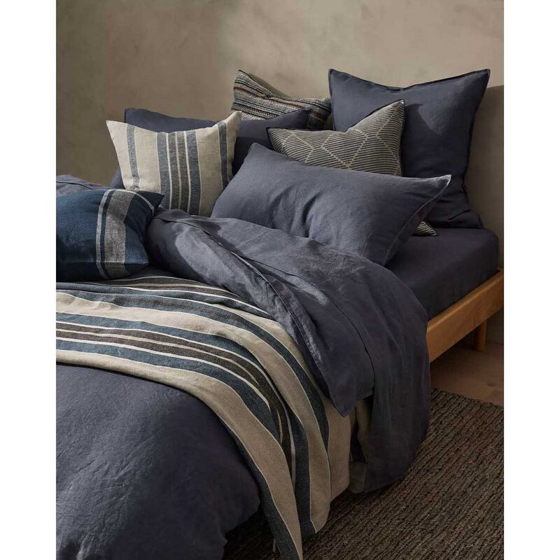Weave Home Franco Throw image number 1
