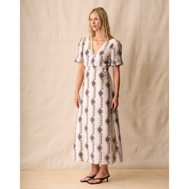 Neris Reine Maxi Dress image number 3