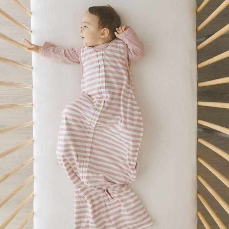 Woolbabe 3 Seasons Front Zip Merino/Organic Cotton Sleeping Bag - Dusk image number 2