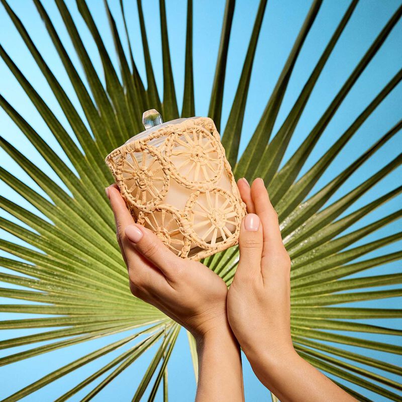 Glasshouse Fragrances Balmy Breeze Soy Candle 380g image number 1