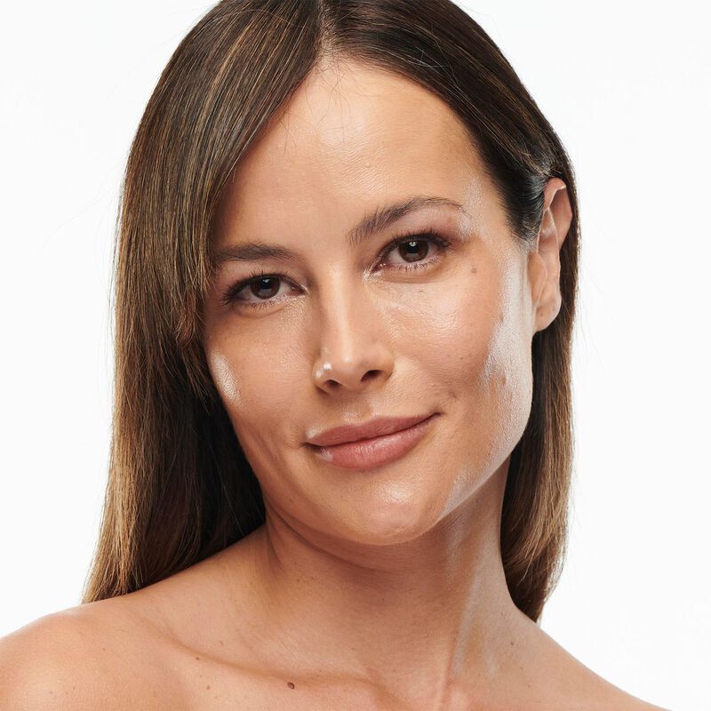 MAC Studio Radiance Serum Powered Foundation image number 54