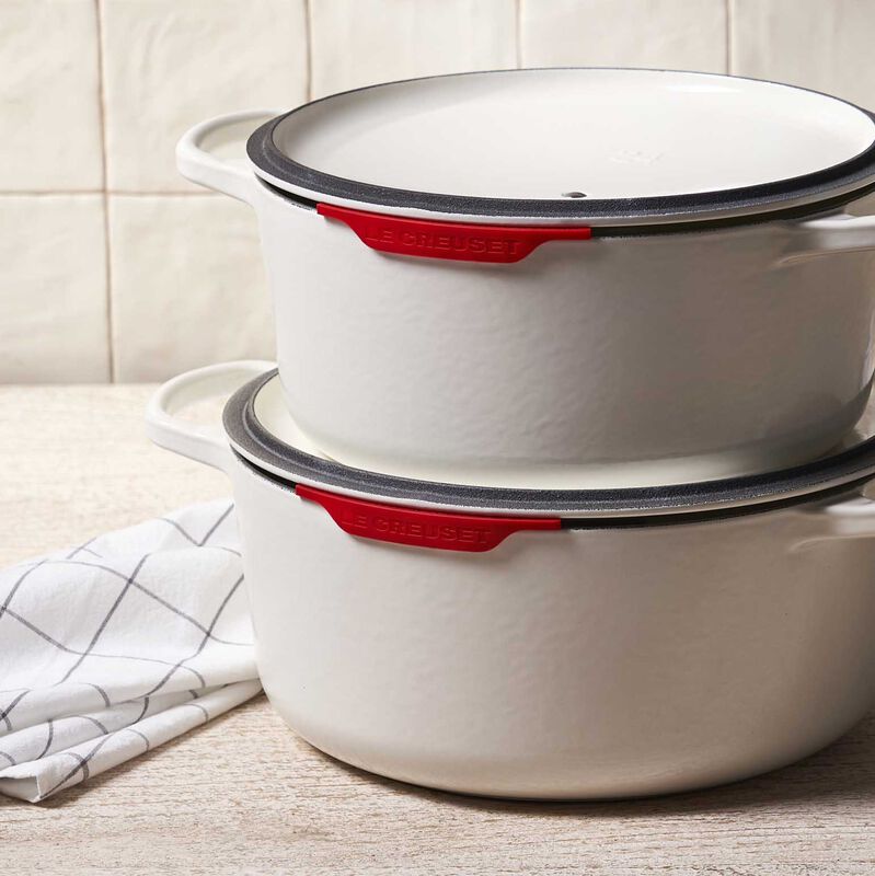 Le Creuset Silicone Lid Protector Set Of 2 - Meringue image number 1