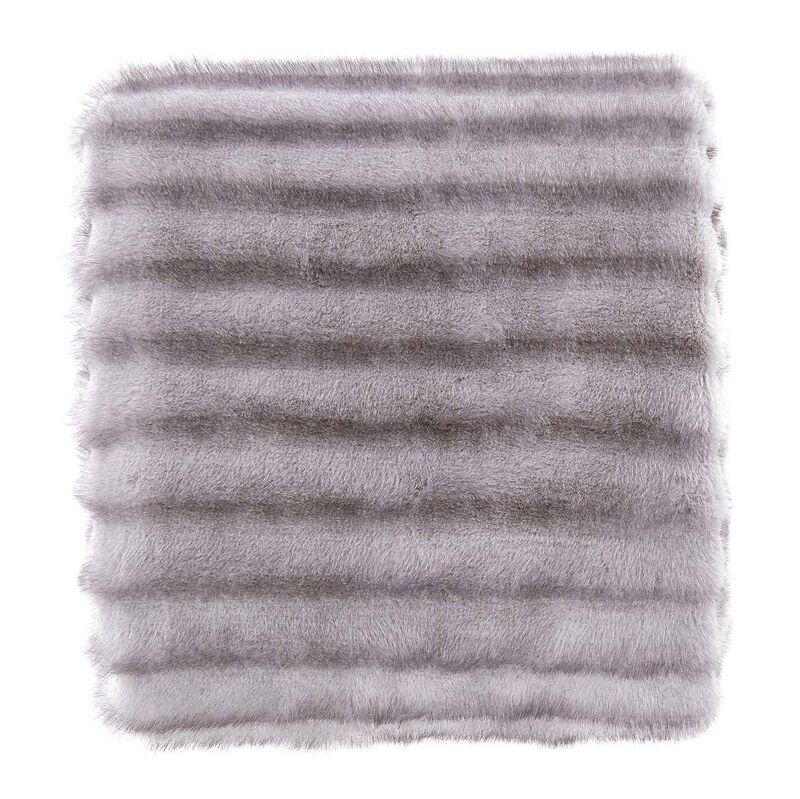 Top Drawer Silver Sable Throw 650Gsm Carved Fur - 150x200cm image number 0