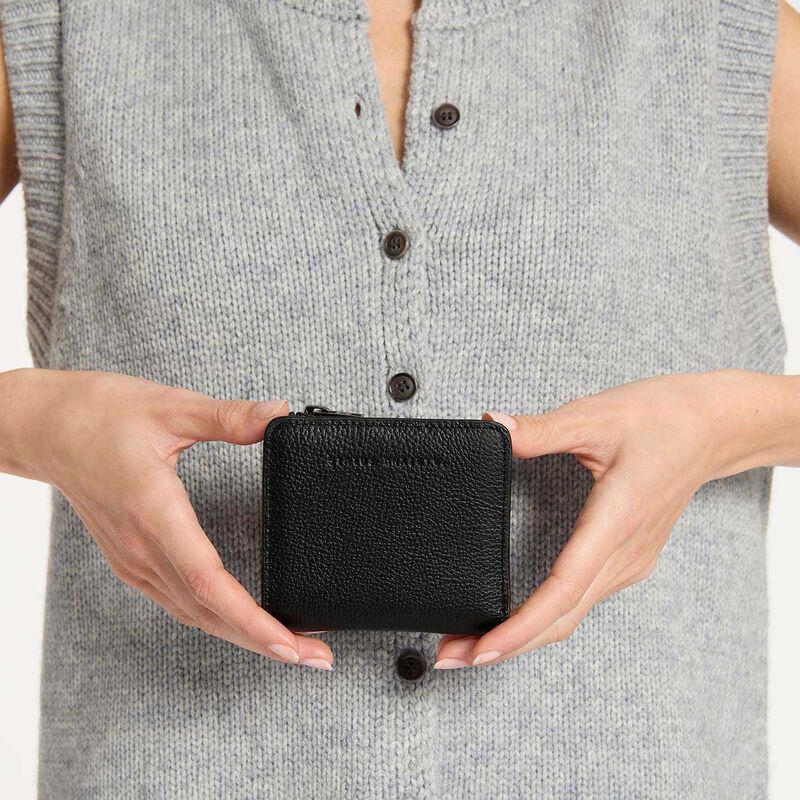 Status Anxiety Sense of Wonder Wallet image number 1