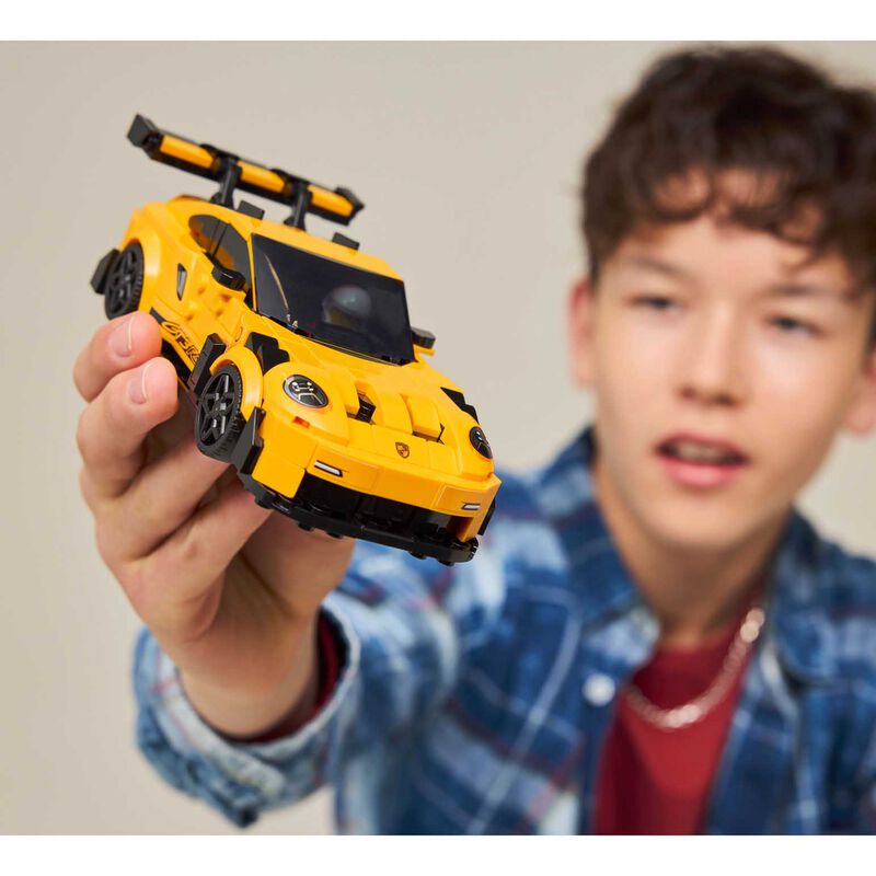 LEGO Speed Champions Porsche 911 GT3 RS Super Car image number 1