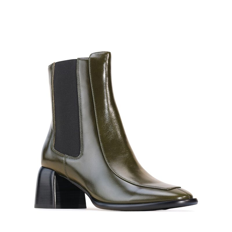EOS Charcoal Chelsea Boot image number 5