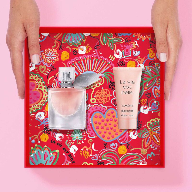 Lanc&ocirc;me La Vie est Belle EDP 30ml Mother's Day Gift Set image number 2