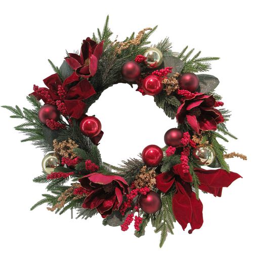 Wreath With Red Balls Magnolia And Berry Cluster 24 Inch