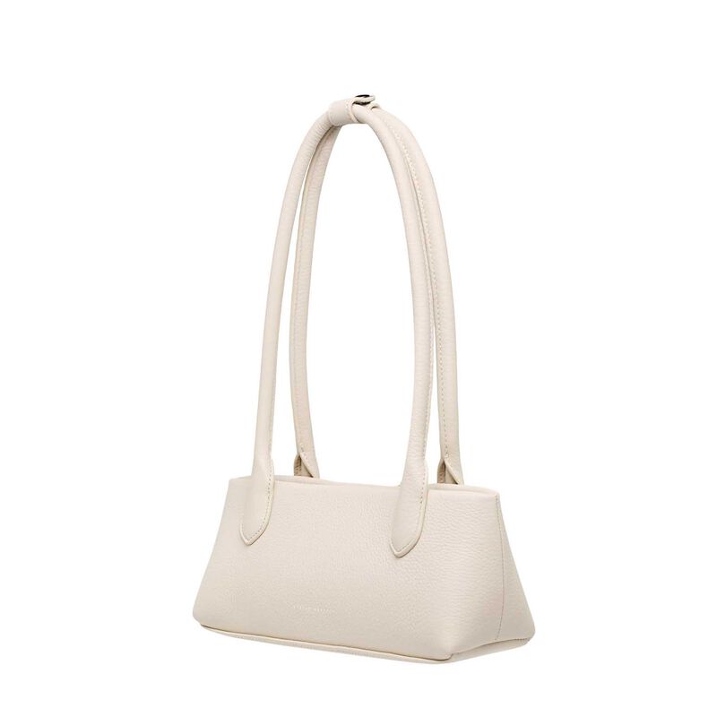 Status Anxiety The Lost Bag image number 3