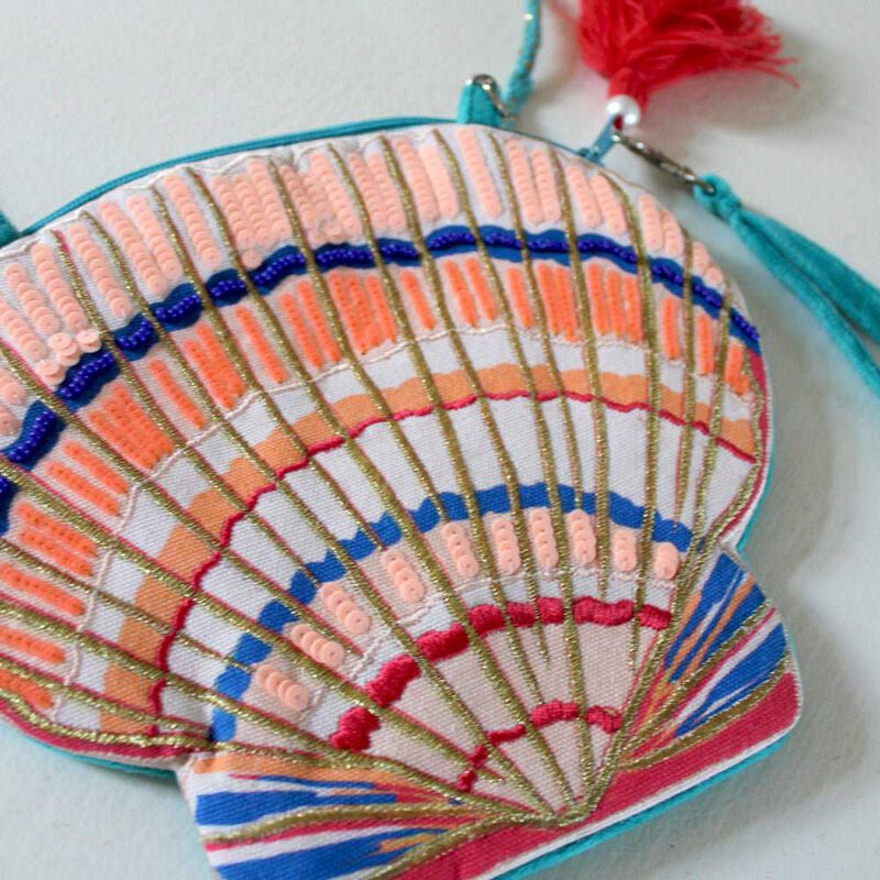 House Of Disaster Coral Shell Make Up Bag image number 2