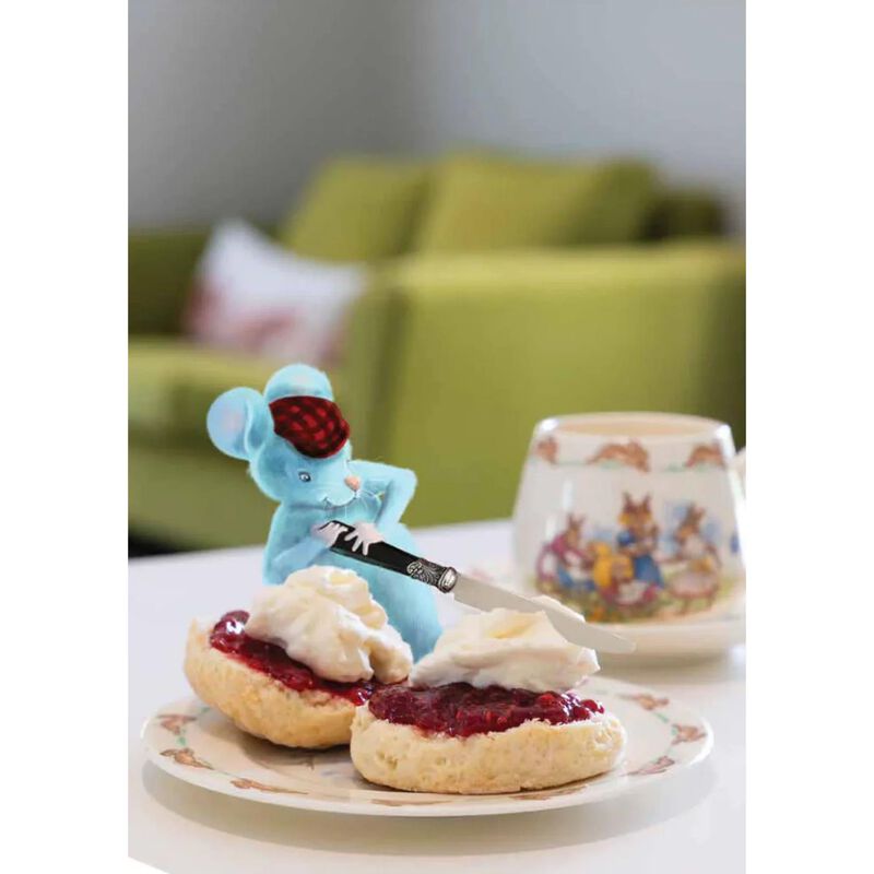 Tails of Tangleby Gardens by Sue Heazlewood image number 2