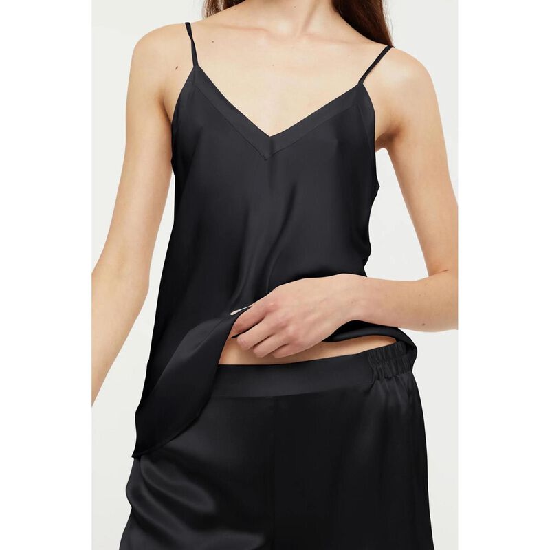 Ginia Silk Short Plain image number 2
