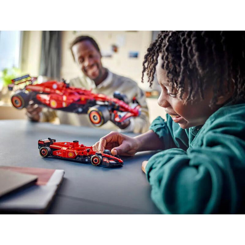 LEGO Speed Champions Ferrari SF-24 F1® Race image number 3