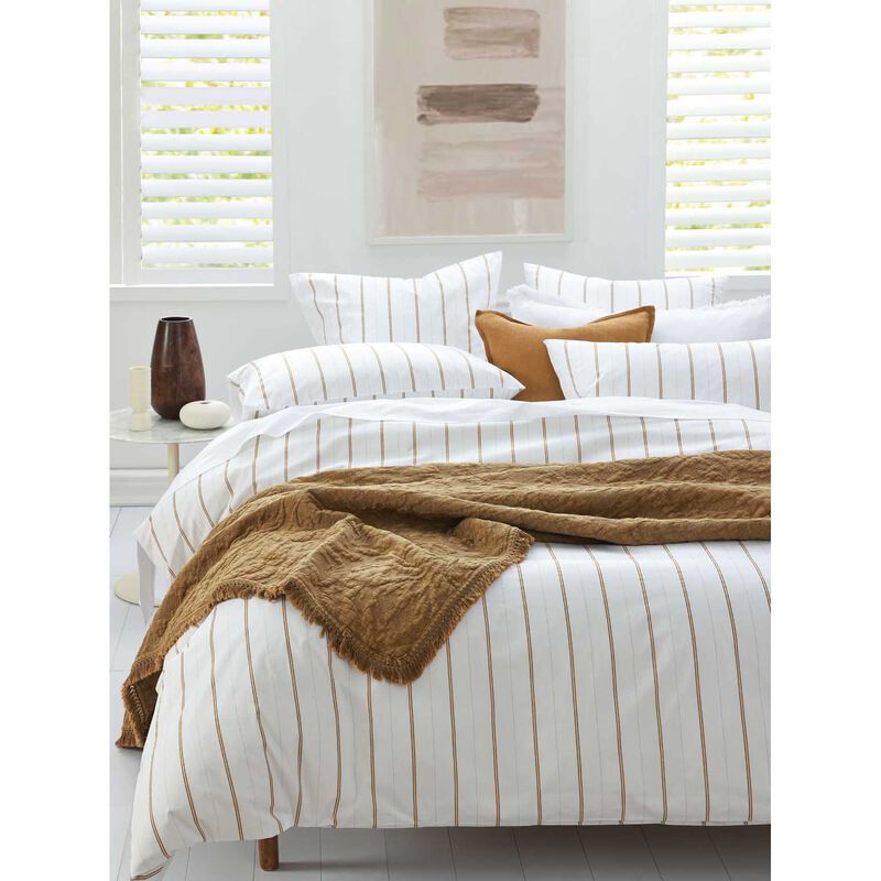 MM Linen Cape Stripe Duvet Set image number 4