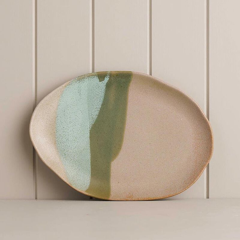 Robert Gordon Oval Platter 32cm x 23cm x 2.5cm (Green) - Tate Collection image number 1