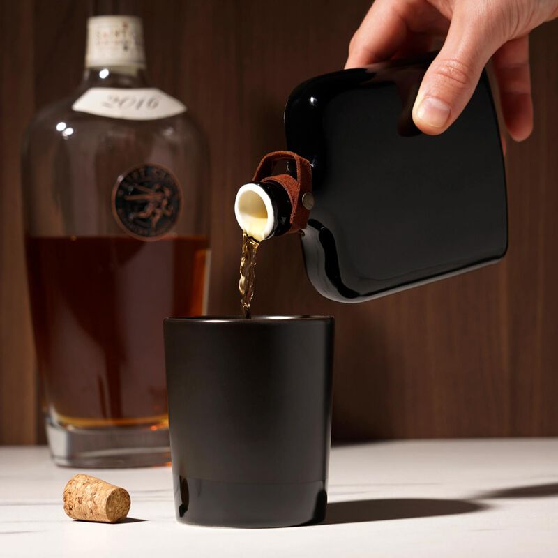 Nautilus Flask by Viski&reg; image number 3