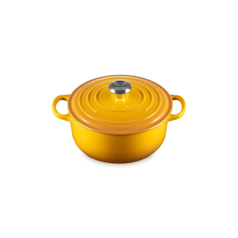 Le Creuset Signature Cast Iron Round Casserole 20cm image number 35