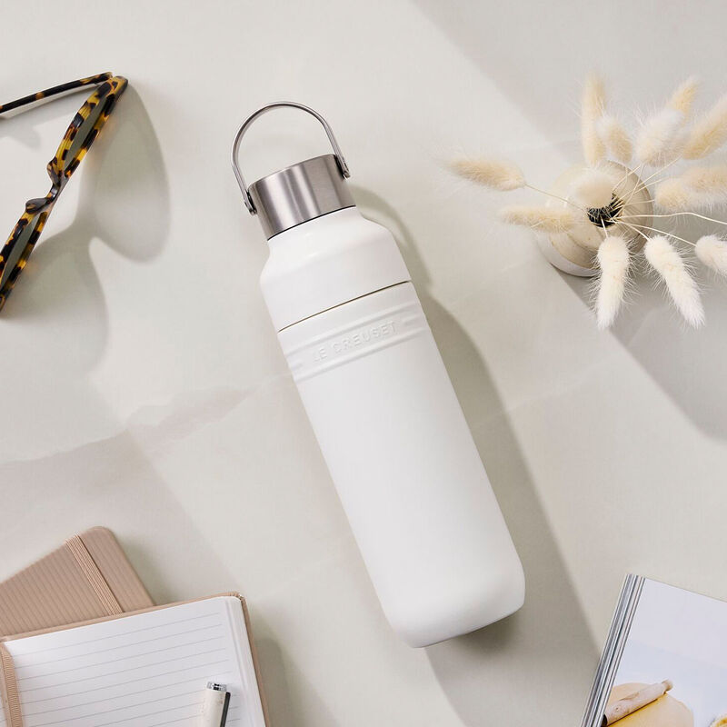 Le Creuset On The Go Insulated Water Bottle 500ml image number 1