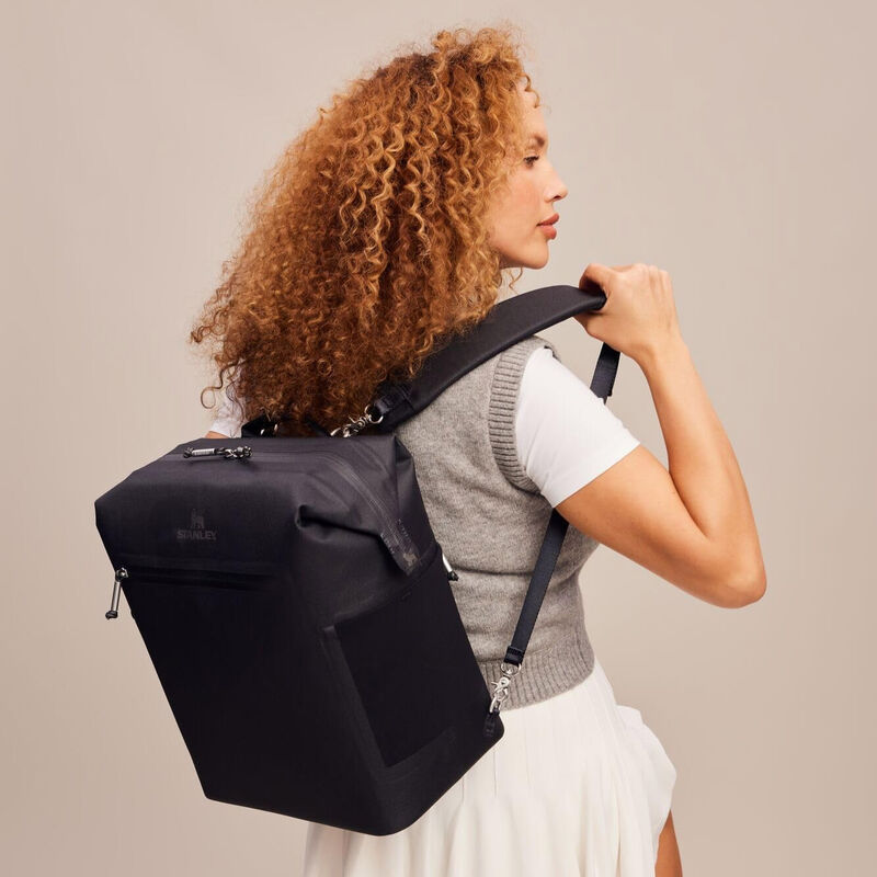 Stanley All-Day Cooler Backpack 14.0L Black image number 3