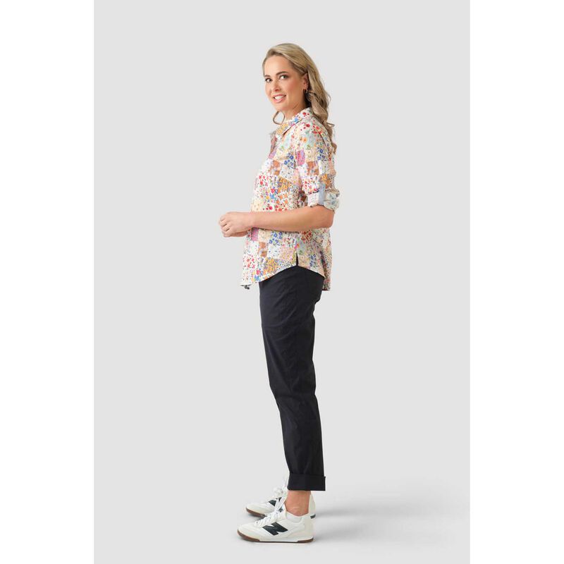 B Essentials Shirt image number 7