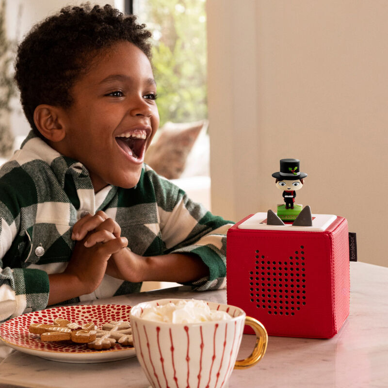 tonies Favourite Classics - A Christmas Carol And Other Classic Stories image number 1