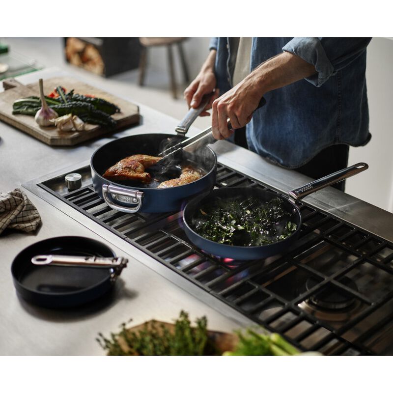 Joseph Joseph Space 30cm Non-Stick Frying Pan image number 3