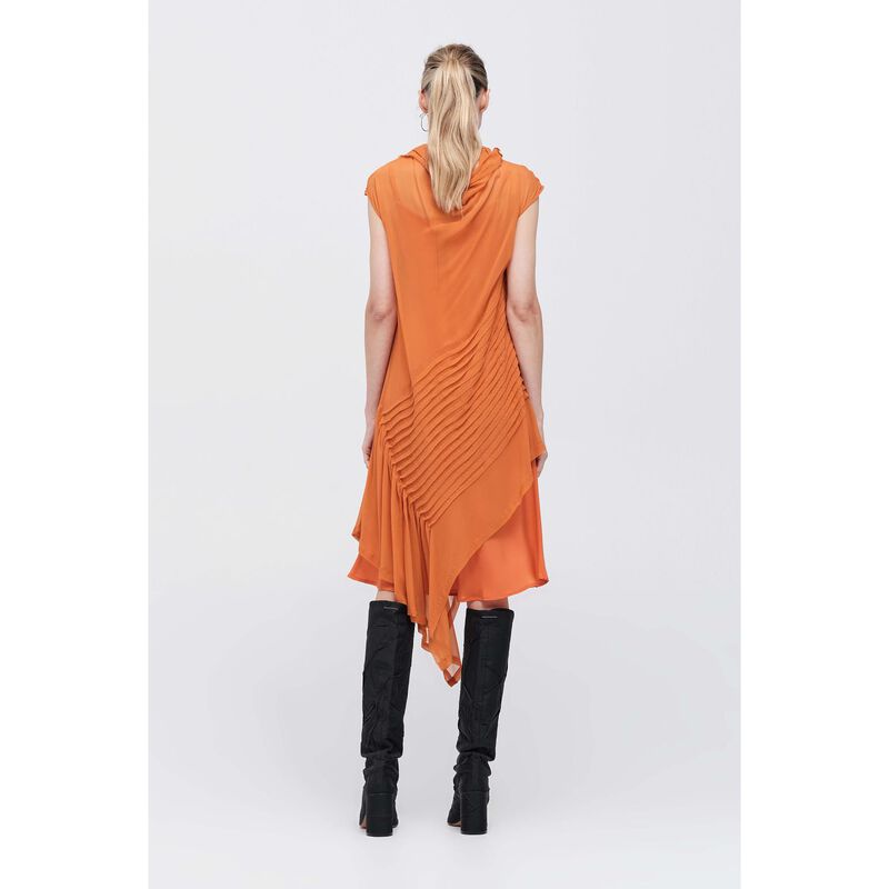 taylor Differ Tunic image number 1