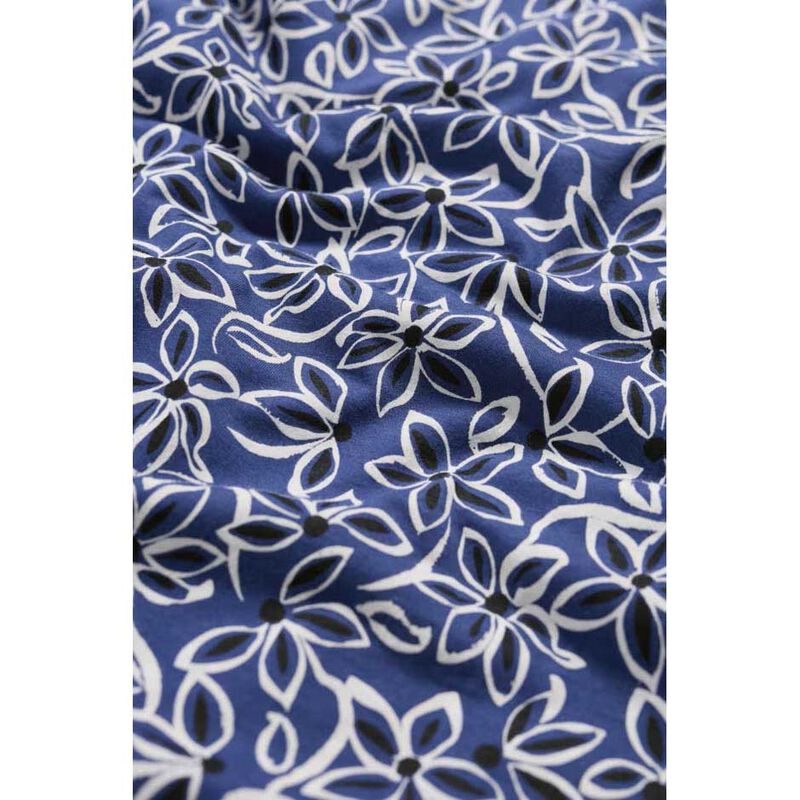 Seasalt Cornwall 3/4 Secret Cove Dress Harbour Floral Washed Marine image number 2