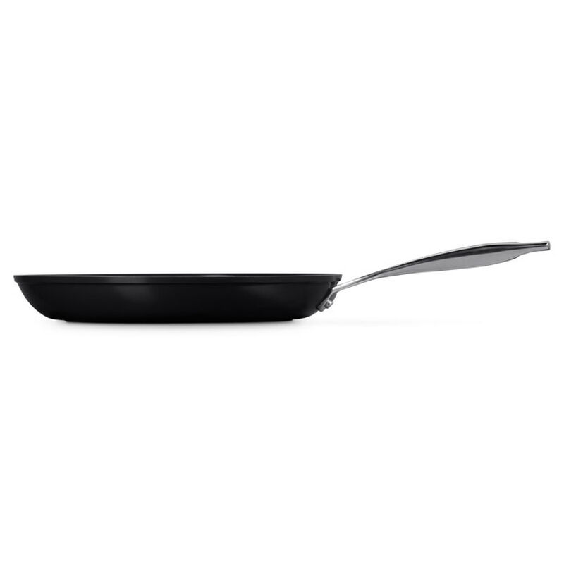 Le Creuset ENSC Shallow Frying Pan 30cm image number 1