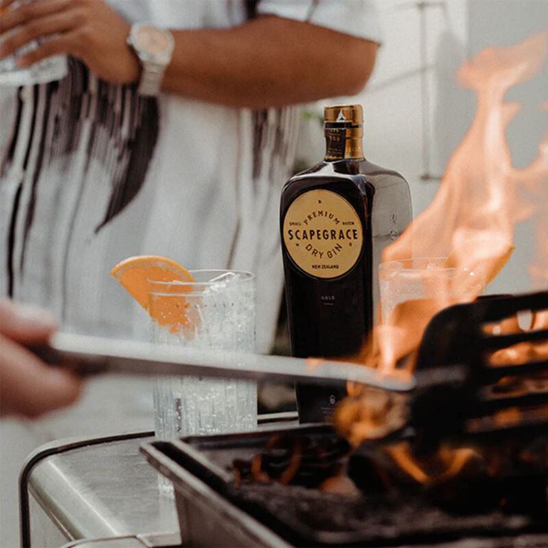 Scapegrace Gold Gin 57% 700ml image number 1