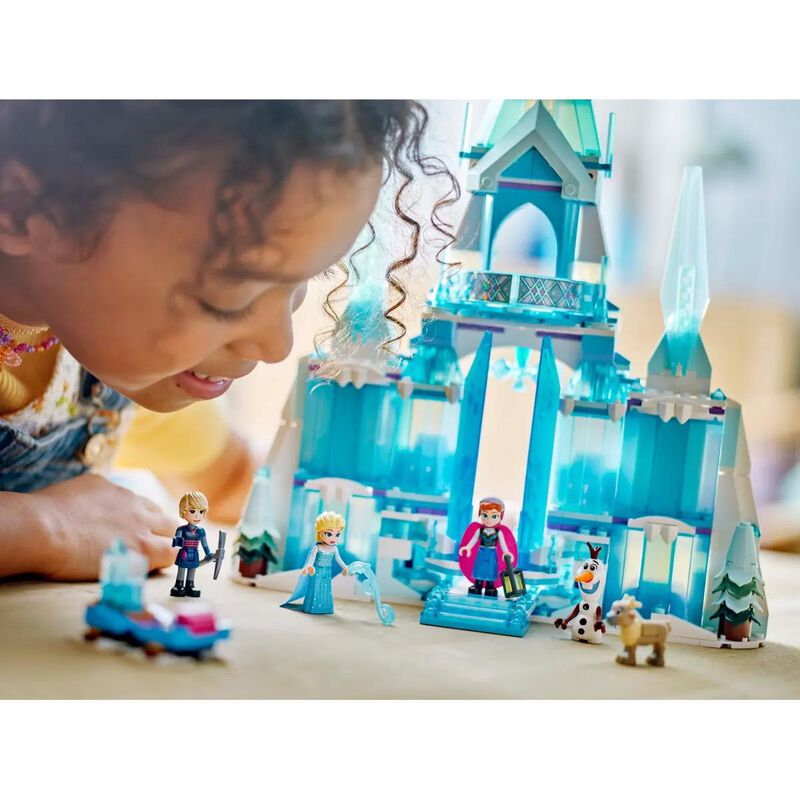 LEGO Disney Elsa's Ice Palace image number 3