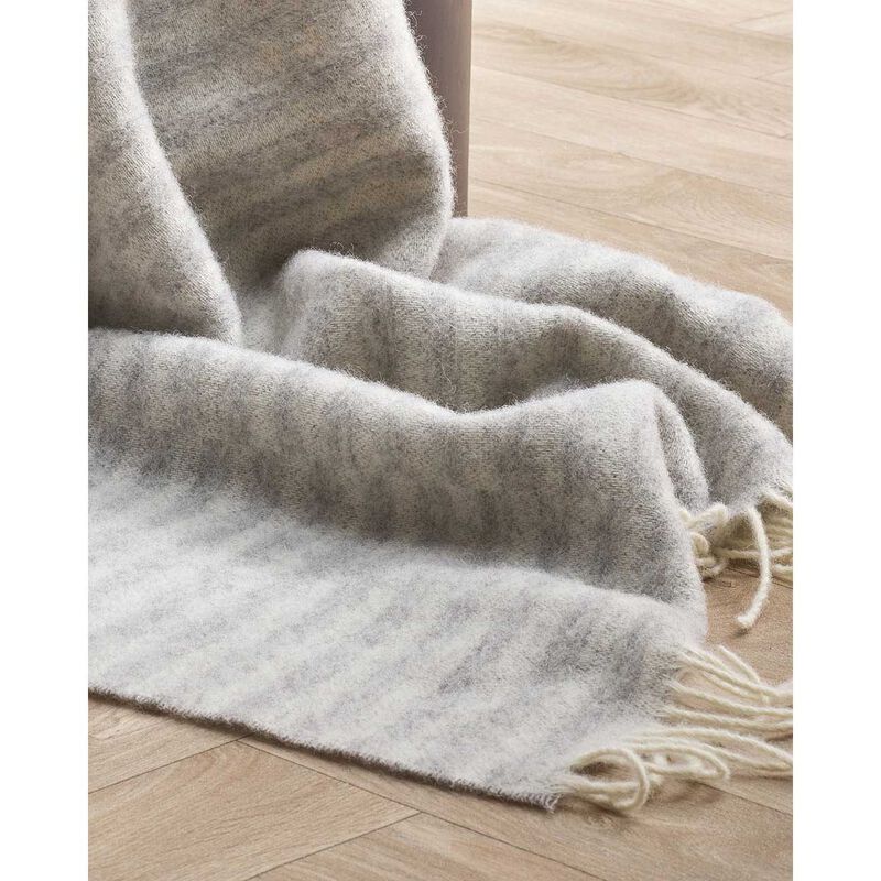 Baya Noah 100% NZ Wool Throw 130x190cm - Silver image number 2