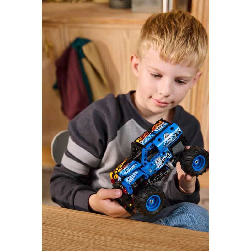 LEGO Technic Monster Jam&trade; Grave Digger&trade; Fire And Ice image number 1