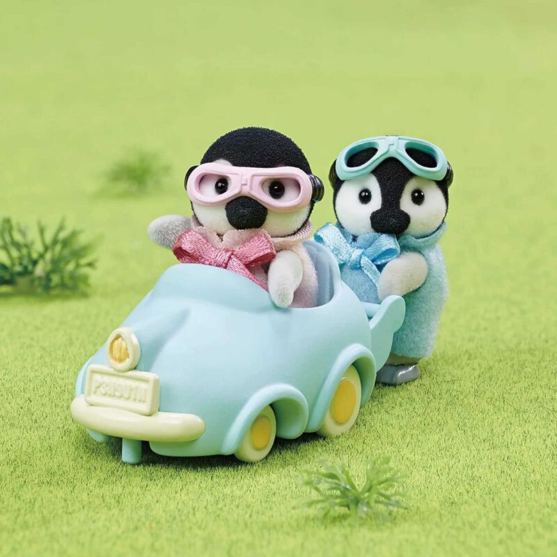 Sylvanian Families Penguin Babies Ride & Play image number 2