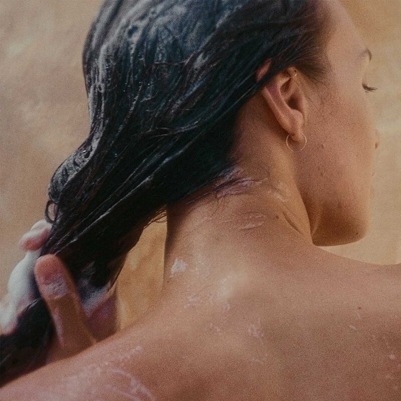 L'Occitane Deluxe Travel Quartette - Christmas 2025 image number 2