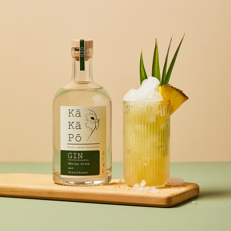 Kakapo Distillery Manuka Honey And Elderflower Gin 700ml image number 1