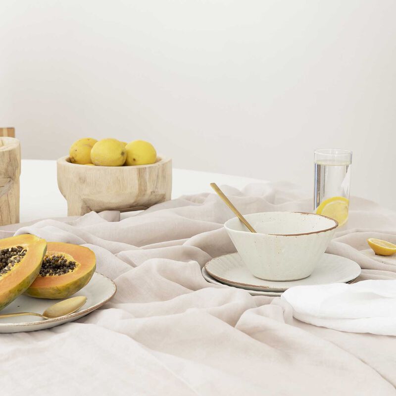 Bambury Linen Tablecloth 150x275cm Pebble image number 2