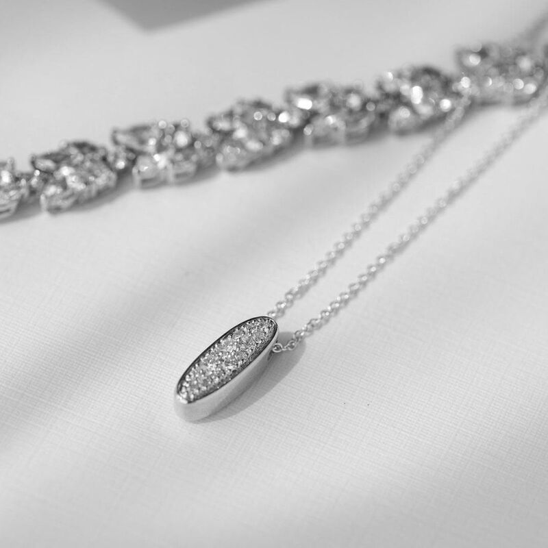 LOVE IN A JEWEL The Collette Keepsake Pendant image number 2