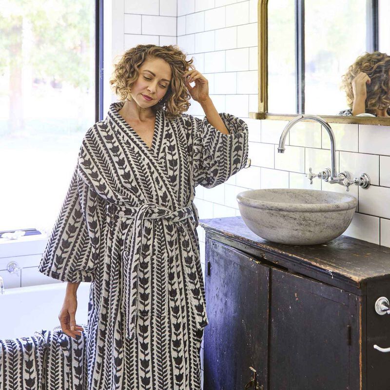 Kip&Co Flower Chain Terry Bath Robe image number 1