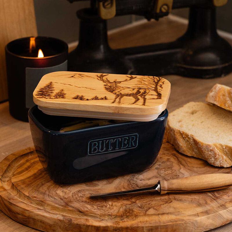 Selbrae House Blue Butter Dish Scenic Stag image number 1