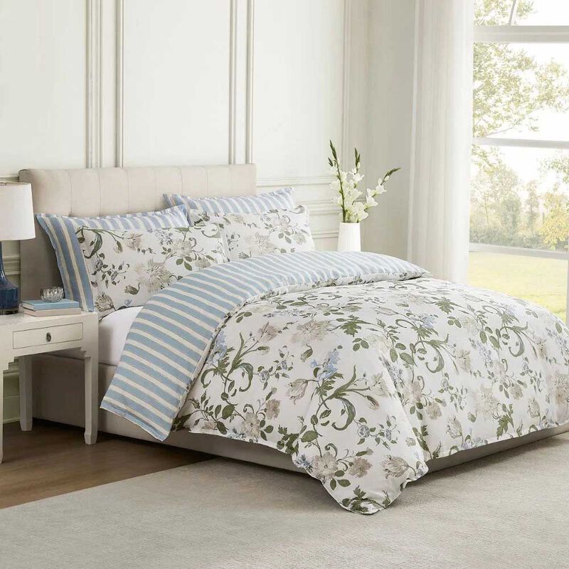 Laura Ashley Rosalind Quilt Cover Set image number 0
