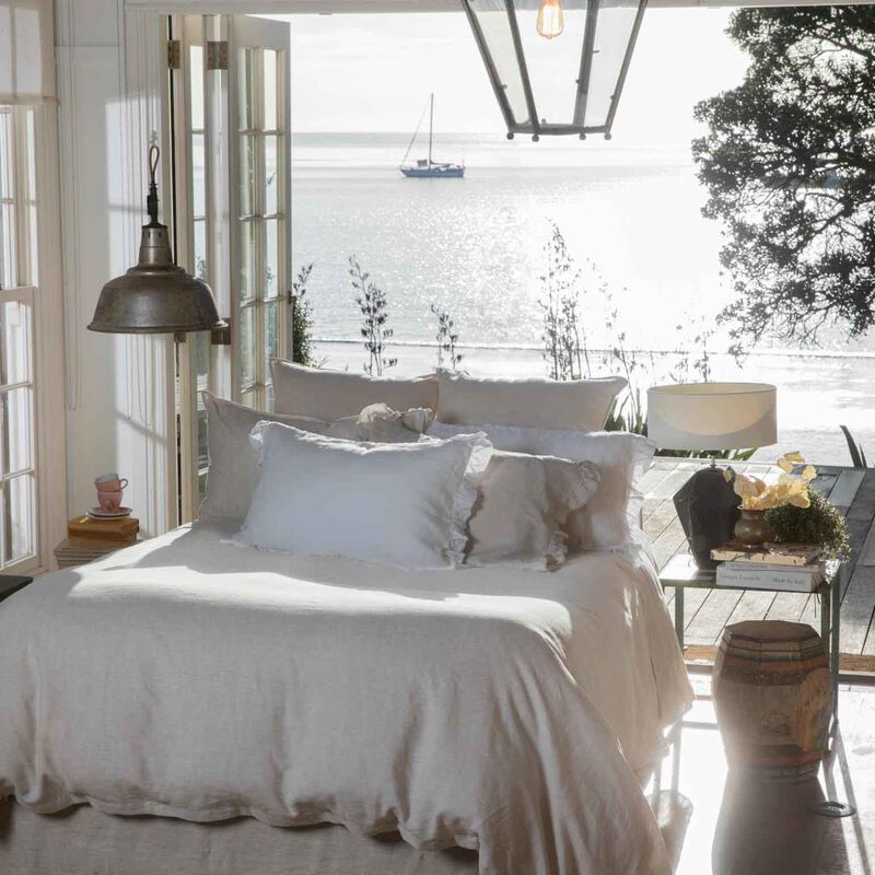 Wallace Cotton Loft Duvet Cover image number 3