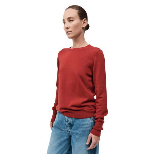 St. Agni Classic Crew Neck Sweater
