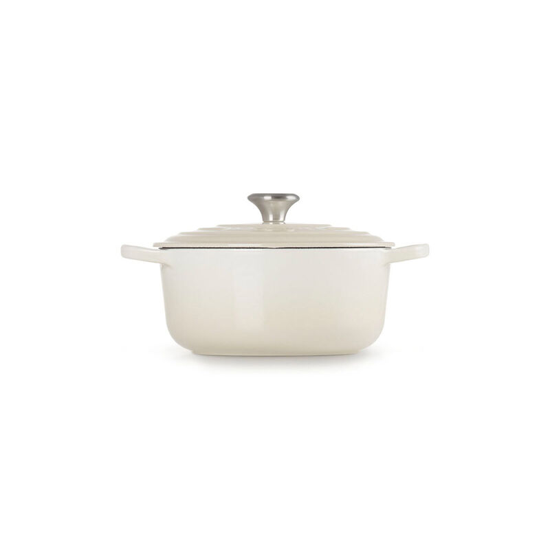 Le Creuset Signature Cast Iron Round Casserole 20cm image number 34