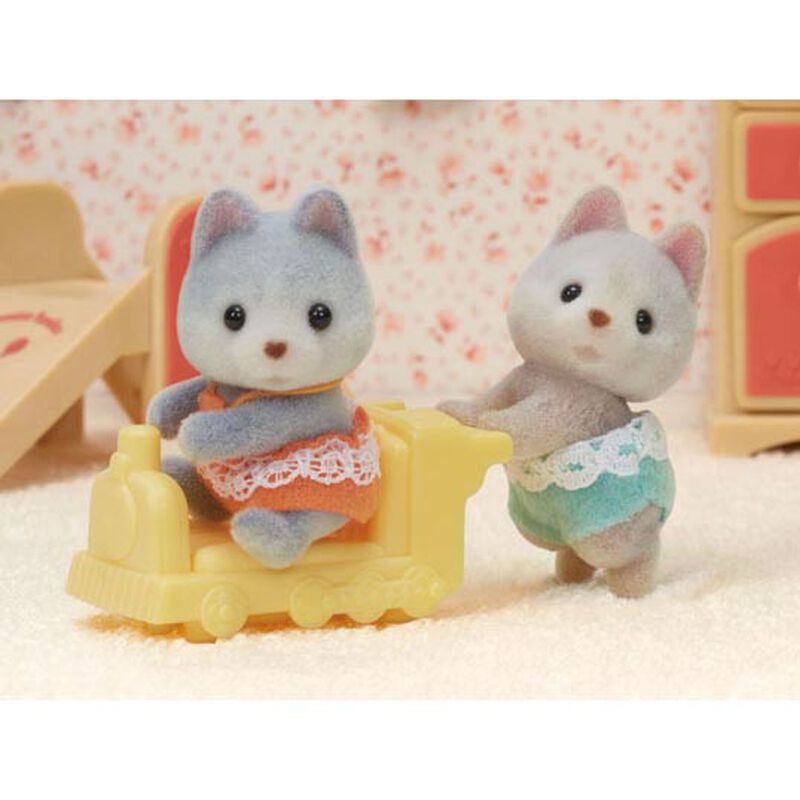 Sylvanian Families Husky Twins image number 2