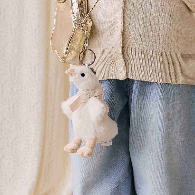 Snuggle Bunnies Rosie Keyring - Rosie the Duck image number 1